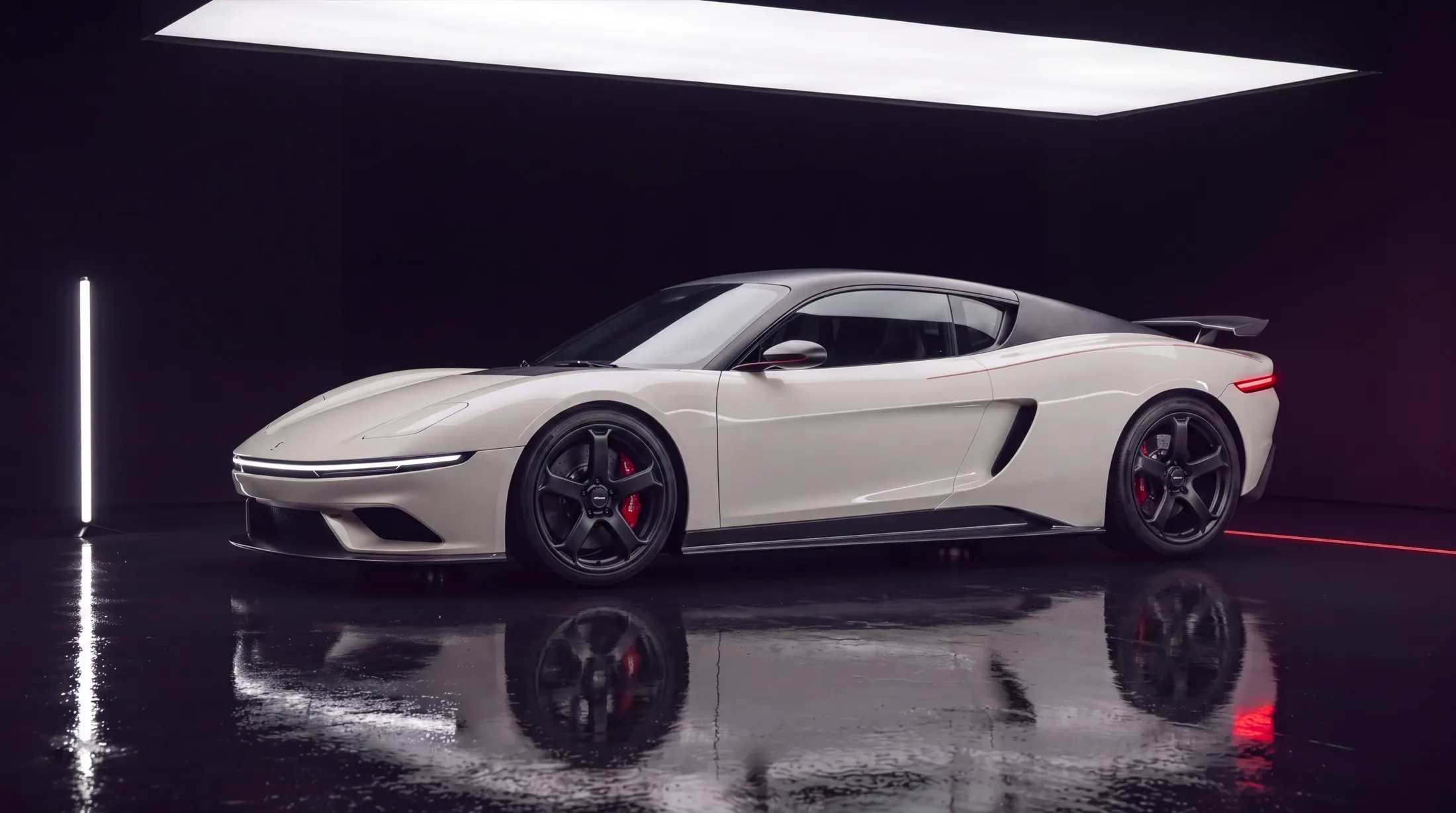 Vantera GT4 — Leiria White, Cast, black